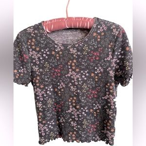 American Eagle crop top in floral